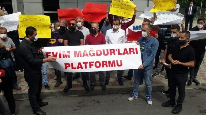 'Evim' mağdurları TMSF önünde eylem yaptı