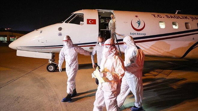 3 Türk vatandaşı ambulans uçakla Türkiye'ye getirildi