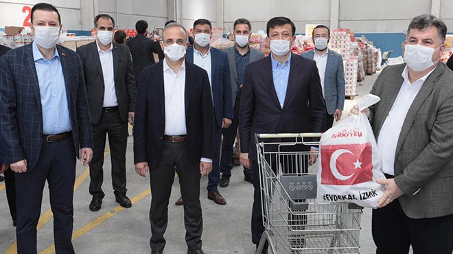 AK Parti İzmir'den rekor sayıda yardım kolisi
