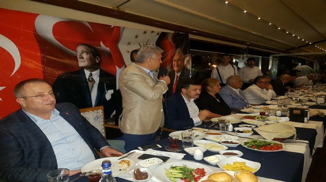 AK Parti Karşıyaka iftar sofrasında buluştu