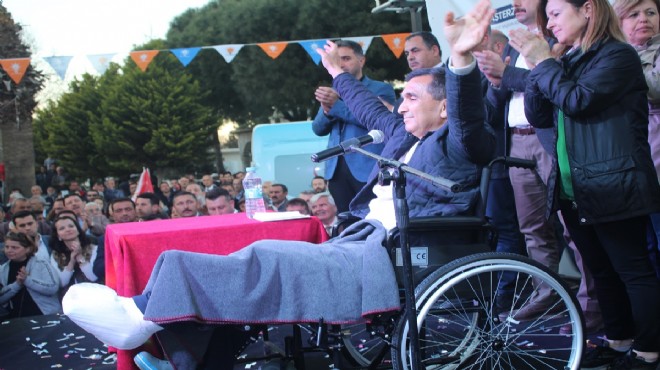 AK Parti Selçuk Adayı Başterzi'den tekerlekli sandalye ile miting