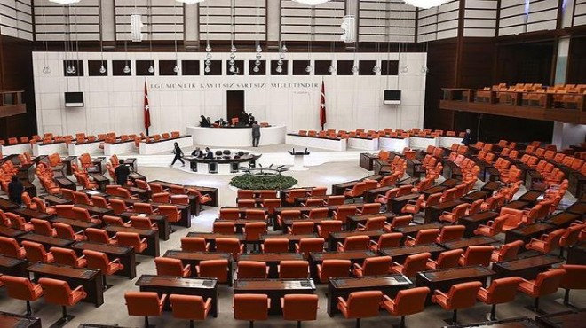 AK Parti ve MHP'nin grup toplantıları iptal edildi
