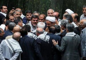İran meclisinde büyük kavga: 'Hain' diye bağırınca... 