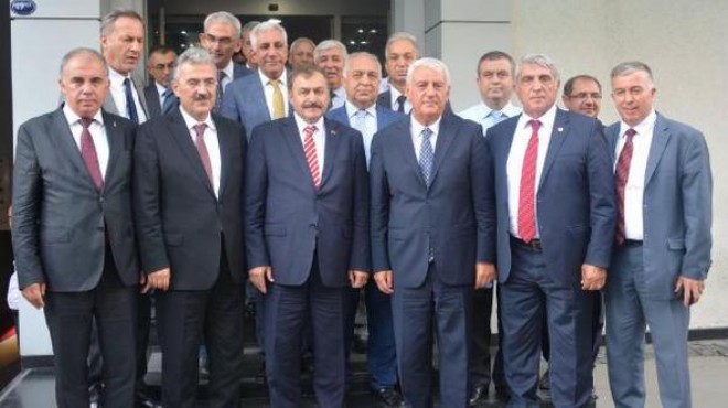 Bakan Eroğlu'ndan İzmir'de esnaf zirvesi: AVM'ler için çok önemli adım!