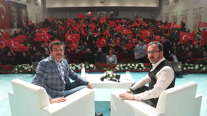 Bakan Kasapoğlu'ndan İzmir'de gençlere istihdam müjdesi