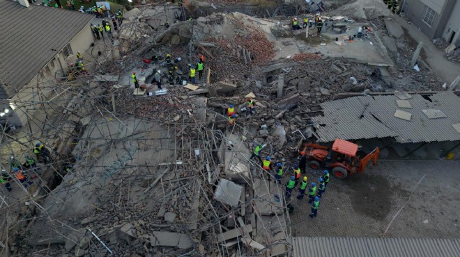 Bina çöktü: 33 kişi hayatını kaybetti!