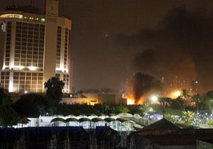 Bağdat'ta iki otele bombalı saldırı: 10 ölü