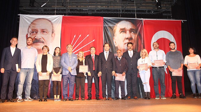 CHP İzmir’de sandık görevlilerine teşekkür!
