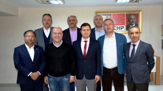 CHP İzmir'in vekillerinden yeni yönetime tam destek!