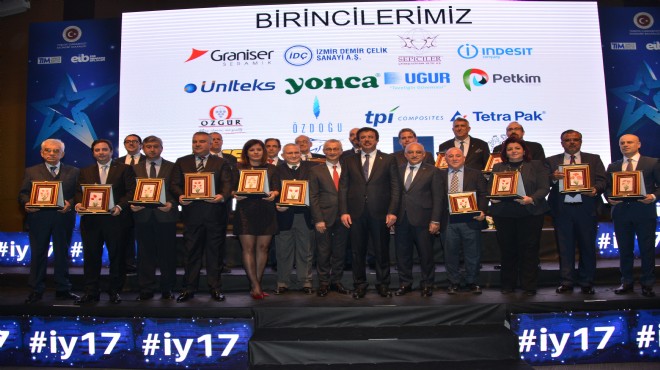 Egeli ihracatçılar ödüllerini Bakan Zeybekçi'nin elinden aldı
