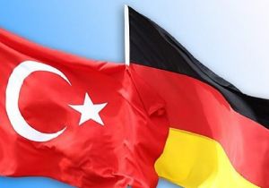 Alman Savunma Bakanı'ndan Türkiye'ye destek açıklaması