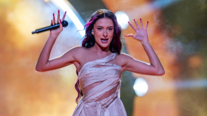 Eurovision'da İsrail'i temsil eden şarkıcı yuhalandı