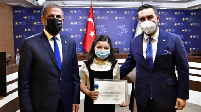 'Hayalimdeki Doğu Türkistan' yarışmasının kazananı İzmir’den