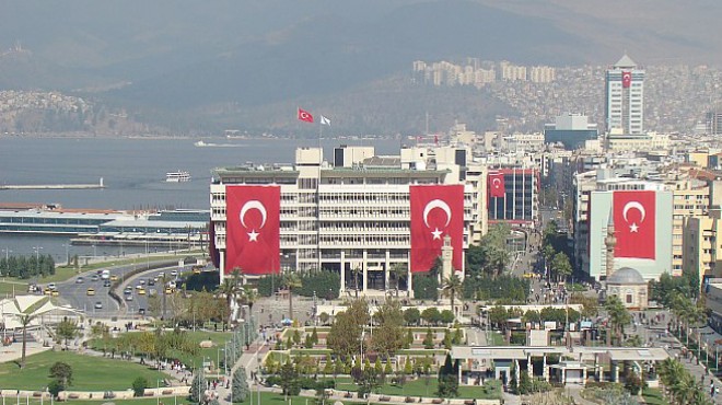 İl başkanı açıkladı: İzmir'e operasyon hazırlığı iddiası!