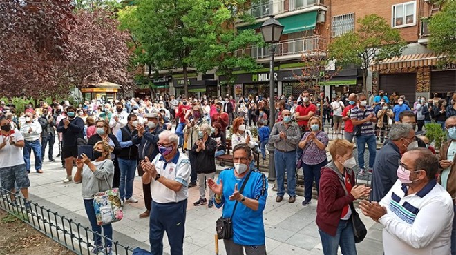 İspanya'da korona kısıtlamaları protesto edildi