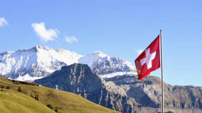 İsviçre parlamentosu 'tartışılacak gündem olmadığı için' açılmadı!