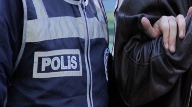 İzmir'de 2 askere gözaltı!