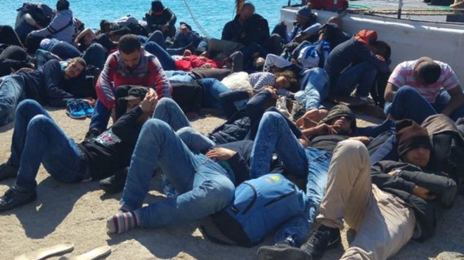 İzmir'de kaçak göçmen operasyonu: 114 gözaltı