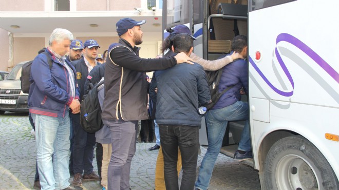 İzmir'deki dev FETÖ operasyonunda gözaltı sayısı artıyor!