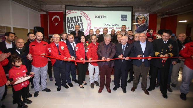 İzmir'in can simidi olacak: Türkiye'nin en büyüğü Karabağlar'a açıldı