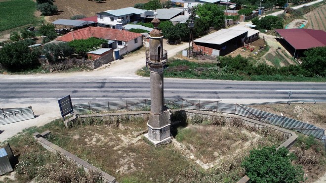 İzmir'in 'yalnız minaresi' camisine kavuşacak