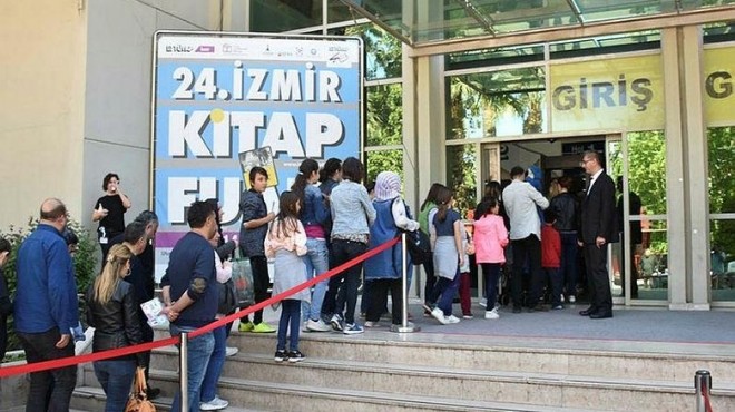 İzmir Kitap Fuarı'nda rekor: İşte katılan kişi sayısı!