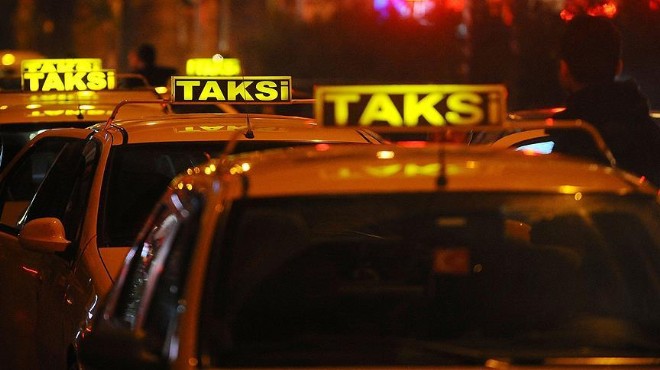İzmir taksilerinde akıllı teknoloji dönemi