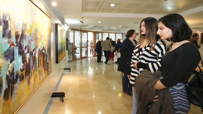 Kadın sanatçılardan Konak'ta 8 Mart'a özel sergi