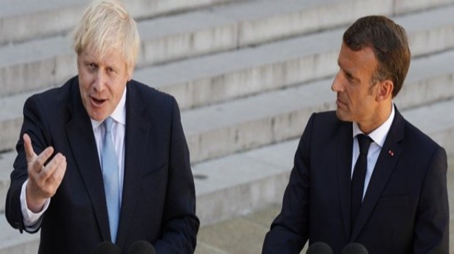 Macron ve Johnson'dan Brexit açıklaması