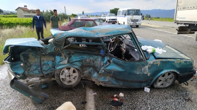 Manisa'da feci kaza: 5 kişi yaralandı