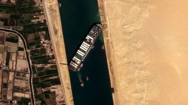 Mısır o gemi firması ile tazminatta anlaştı