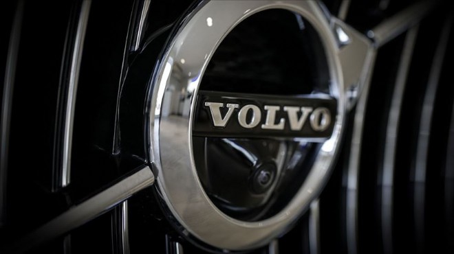 Otomobil devi Volvo'ya şok: 2 milyon araç çağrıldı