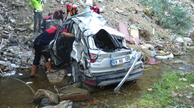 Otomobil uçuruma yuvarlandı: Anne - kız yaşamını yitirdi