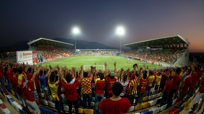 Tarihi maç Bornova Stadı'nda