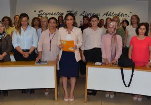 AK Parti İzmir İl Kadın kolları: Hepimiz Sümeyye Erdoğan'ız