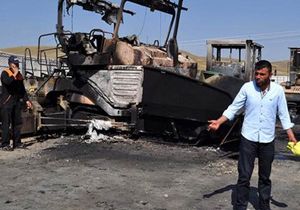PKK Erzurumda 8 aracı yaktı