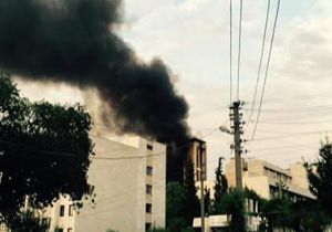 Flaş! İzmir'in büyük hastanesinde yangın paniği 