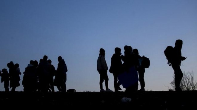 2 bin 227 düzensiz göçmen yakalandı