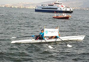 İzmir Körfezi’nde kürek zamanı