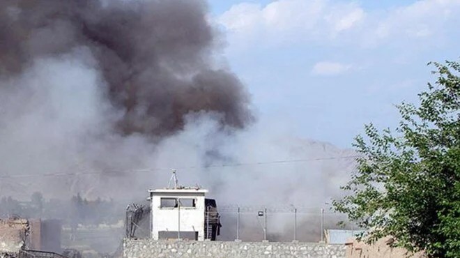 Afganistan'da camiye saldırı: En az 100 ölü!