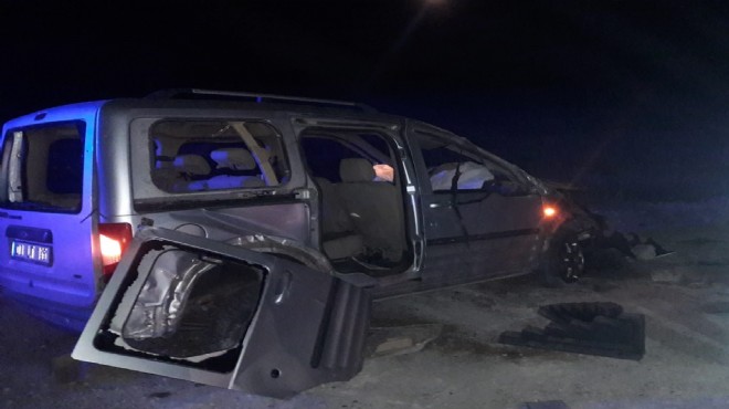 Afyon'da trafik kazası: 1 kişi öldü 2 kişi yaralandı