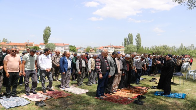 Afyonkarahisar'da köylüler yağmur duası yaptı