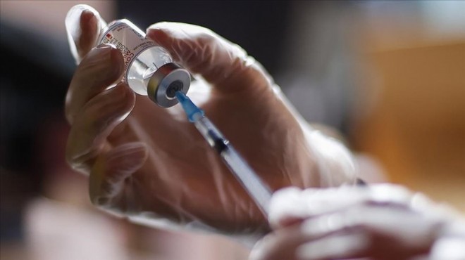 Pfizer/BioNTech'in aşısı inceleniyor