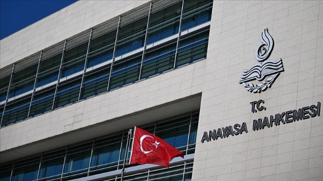 AYM: Cumhurbaşkanı'nın Merkez Bankası başkanını görevden alması iptal!