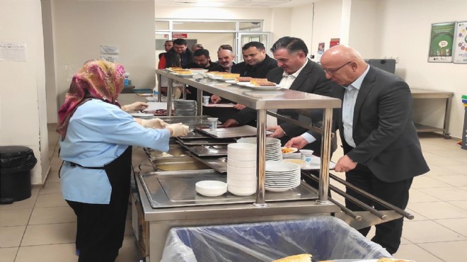 Başkan Doğruer Kınık Devlet Hastanesi çalışanlarıyla iftarda