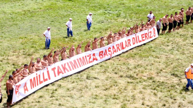 Başpehlivanlardan Milli Takım'a destek