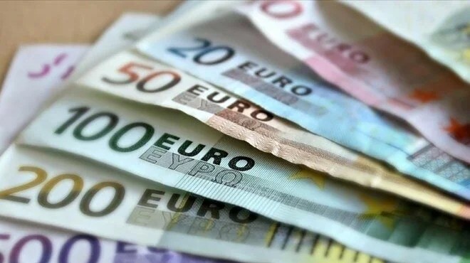 Bir ülke daha euro kullanmaya başlıyor