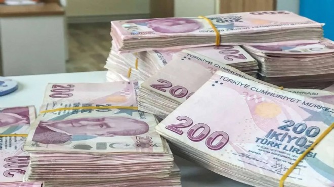 Çaldıkları telefonlarla 575 bin lira dolandırdılar