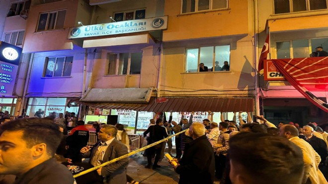 CHP'de balkon kazası!