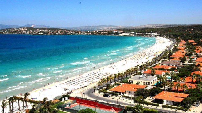 Fiyatlar belli oldu... Çeşme'de tatil ücretleri dudak uçuklatıyor!